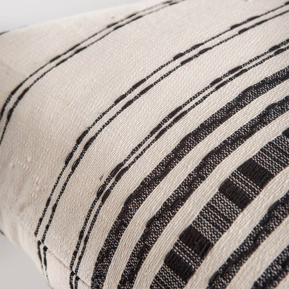 Black-and-white-striped-pillow-cover-2.