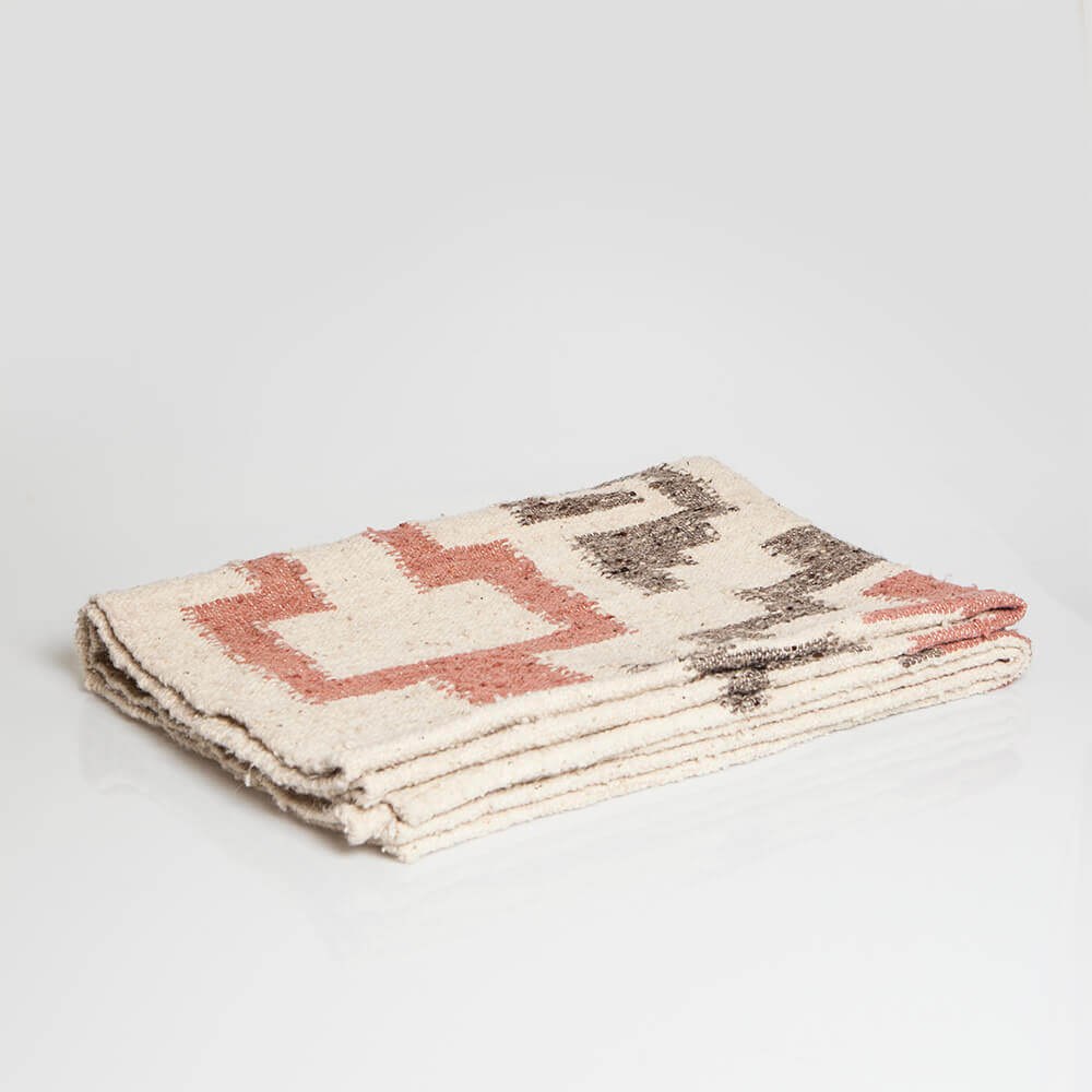 Mayan-gray-and-pink-wool-rug-2