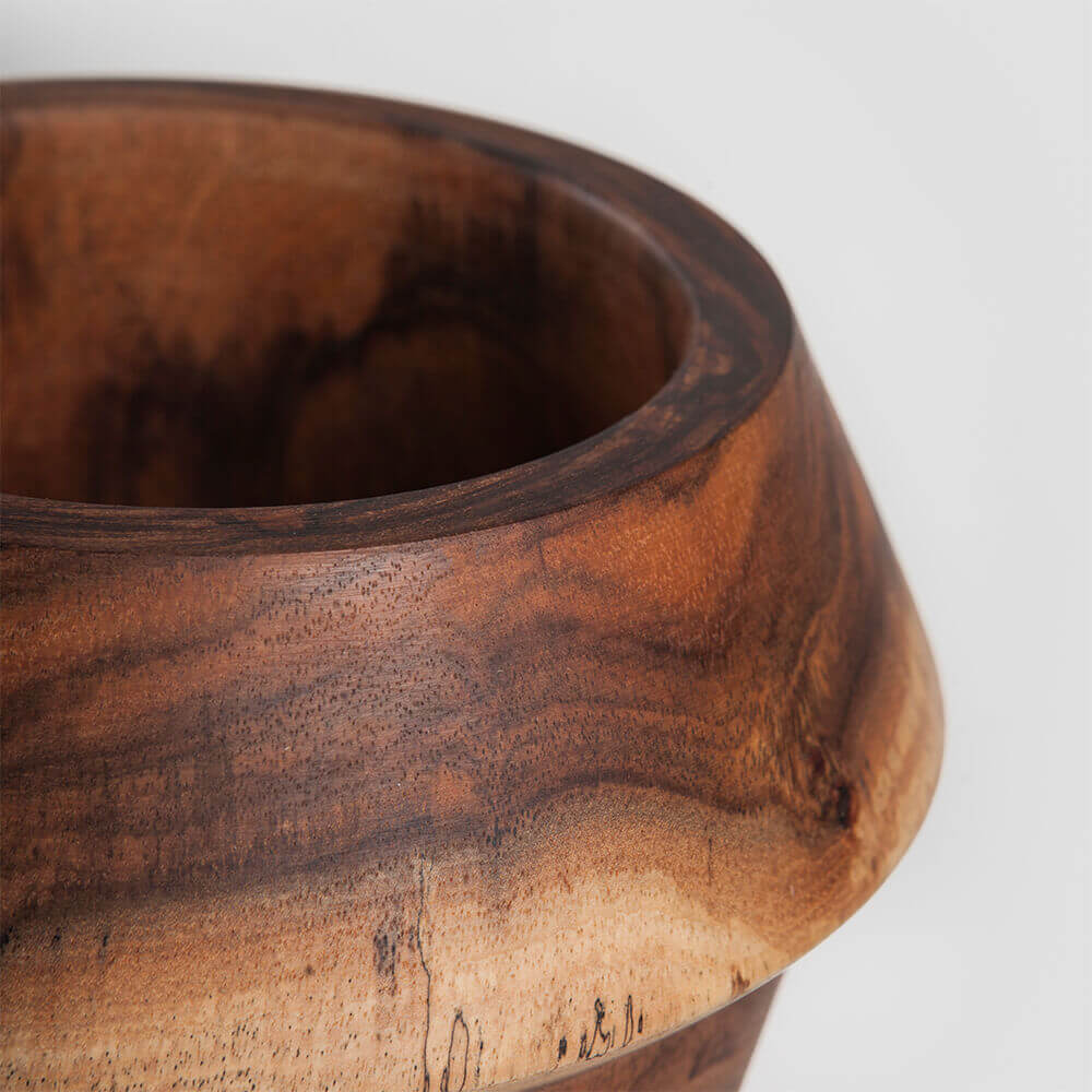 Small-wooden-pot-3