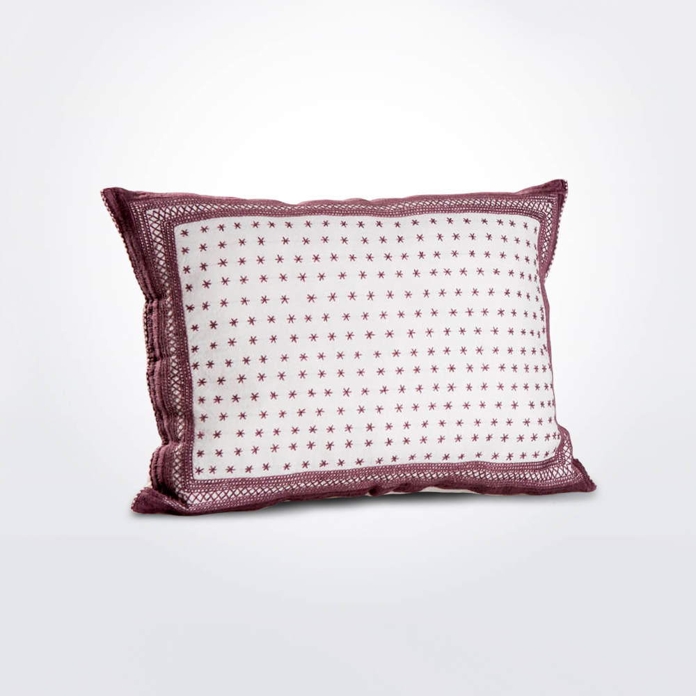 Estrellas-rectangular-pillow-cover-1