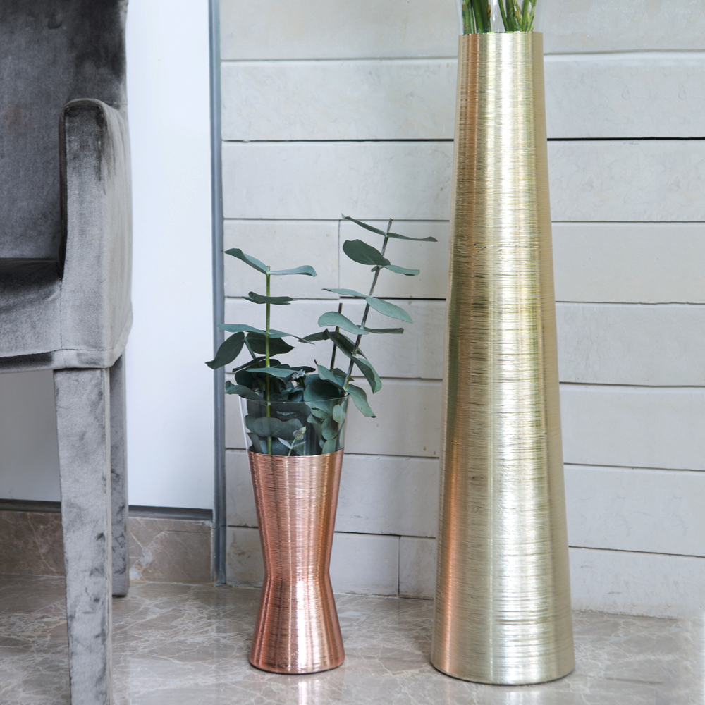 Futura-Golden-Tall-Vase-10