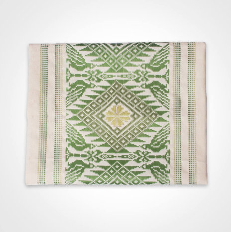 Green Clover Maxi Table Runner