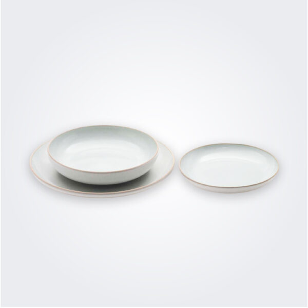 White stoneware plate set product picture.