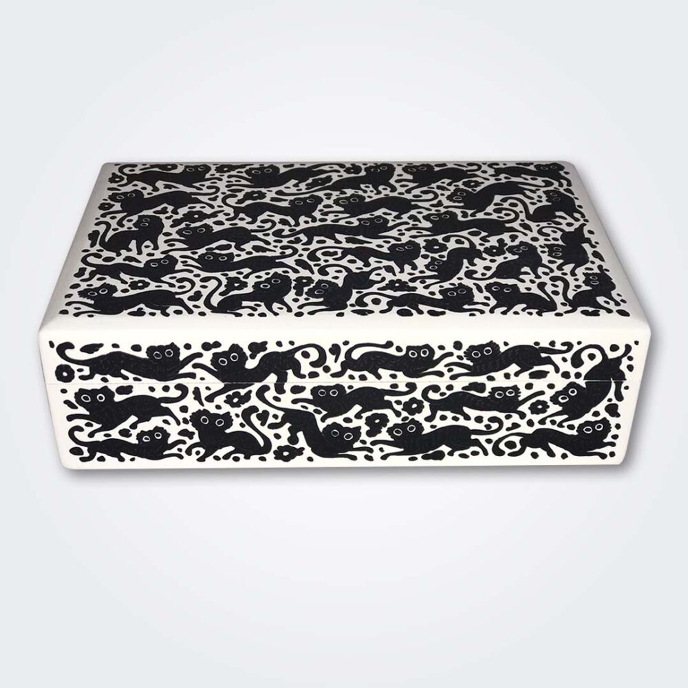 Black and White Lion Wood Box 1